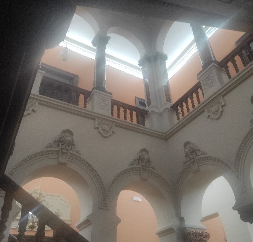 Palacio de Larrinaga-萨拉戈萨省必去景点