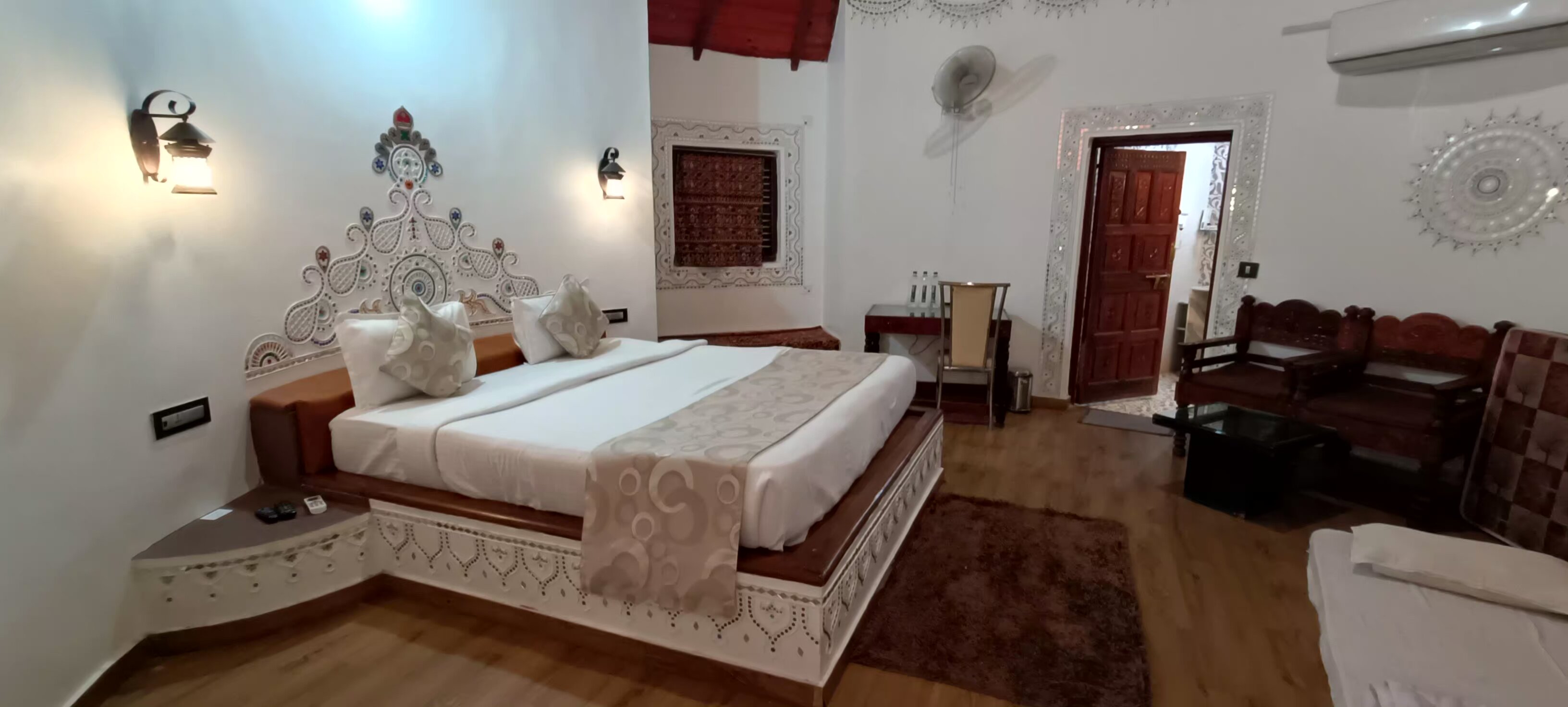 The Desert Den - Little Rann of Kutch-客卧