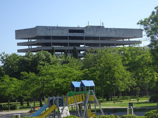 Abandoned Building-莫斯塔尔必去景点