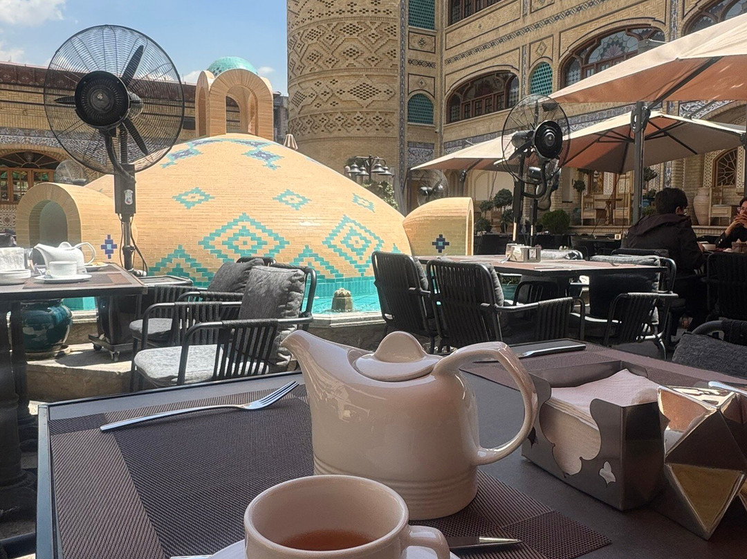 Grand Miras Rashidieh Hotel主图