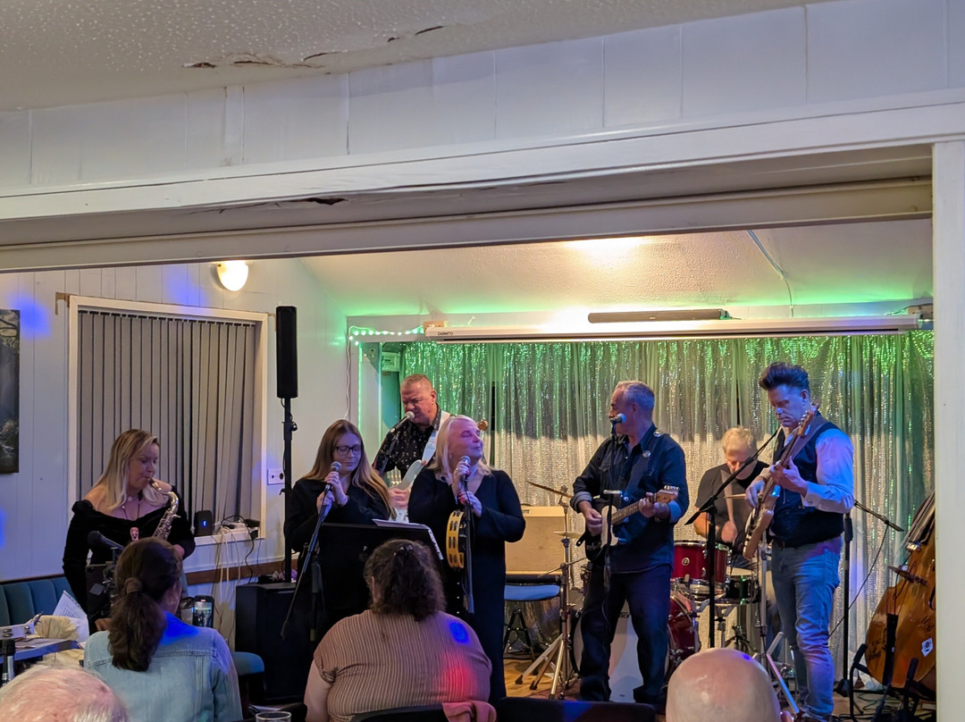 Felsted social club rbl-Felsted必去景点
