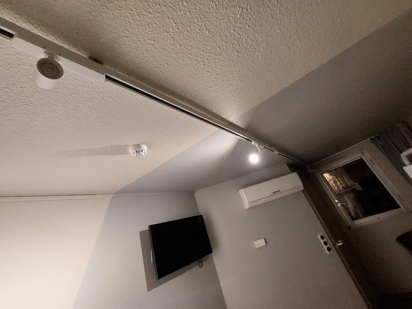 宜必思快捷昂古莱姆中心酒店-官方