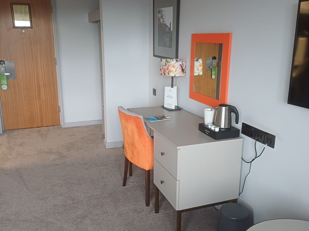 Cedar Court Hotel Harrogate主图