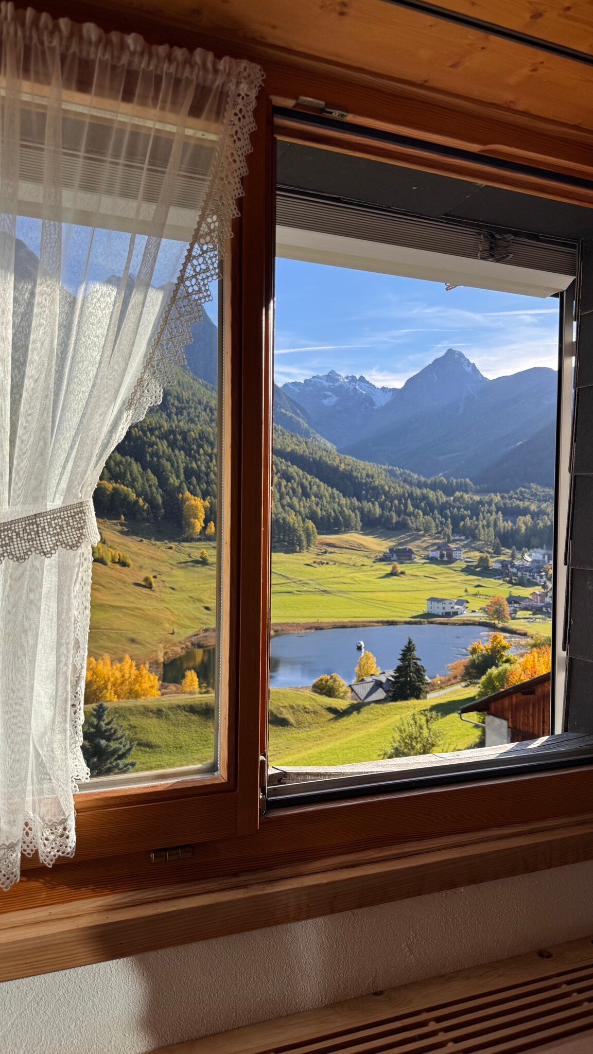 卡斯特尔城堡酒店-官方