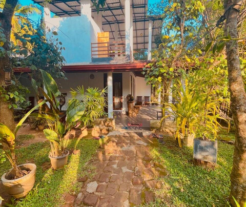 The Grandiose Safari