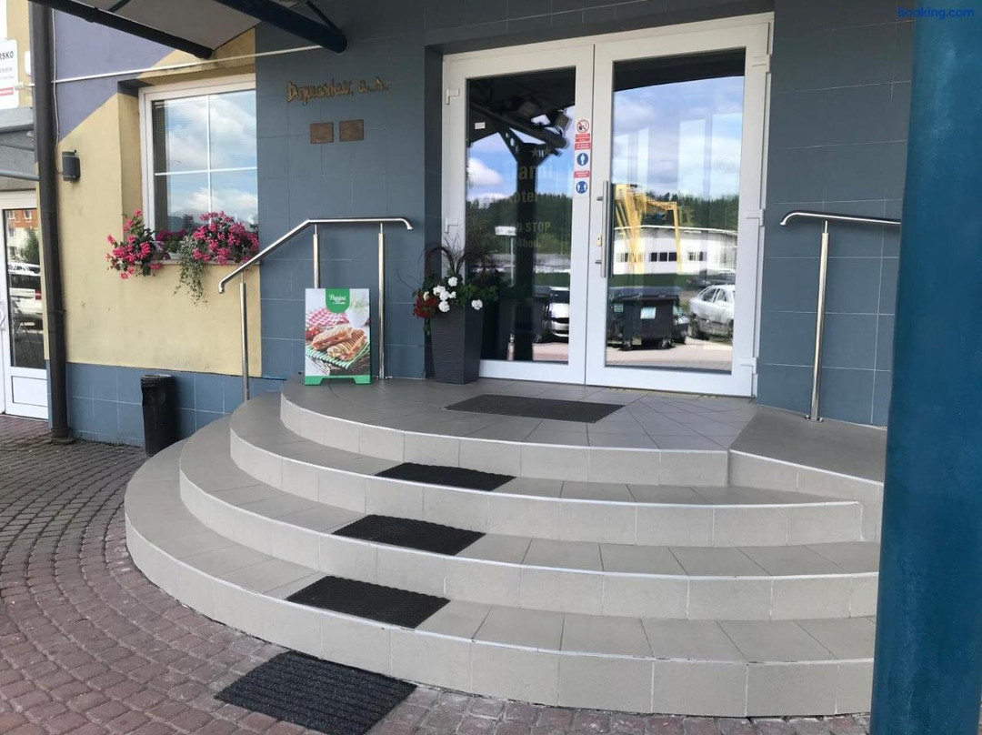 日利纳贾尼酒店