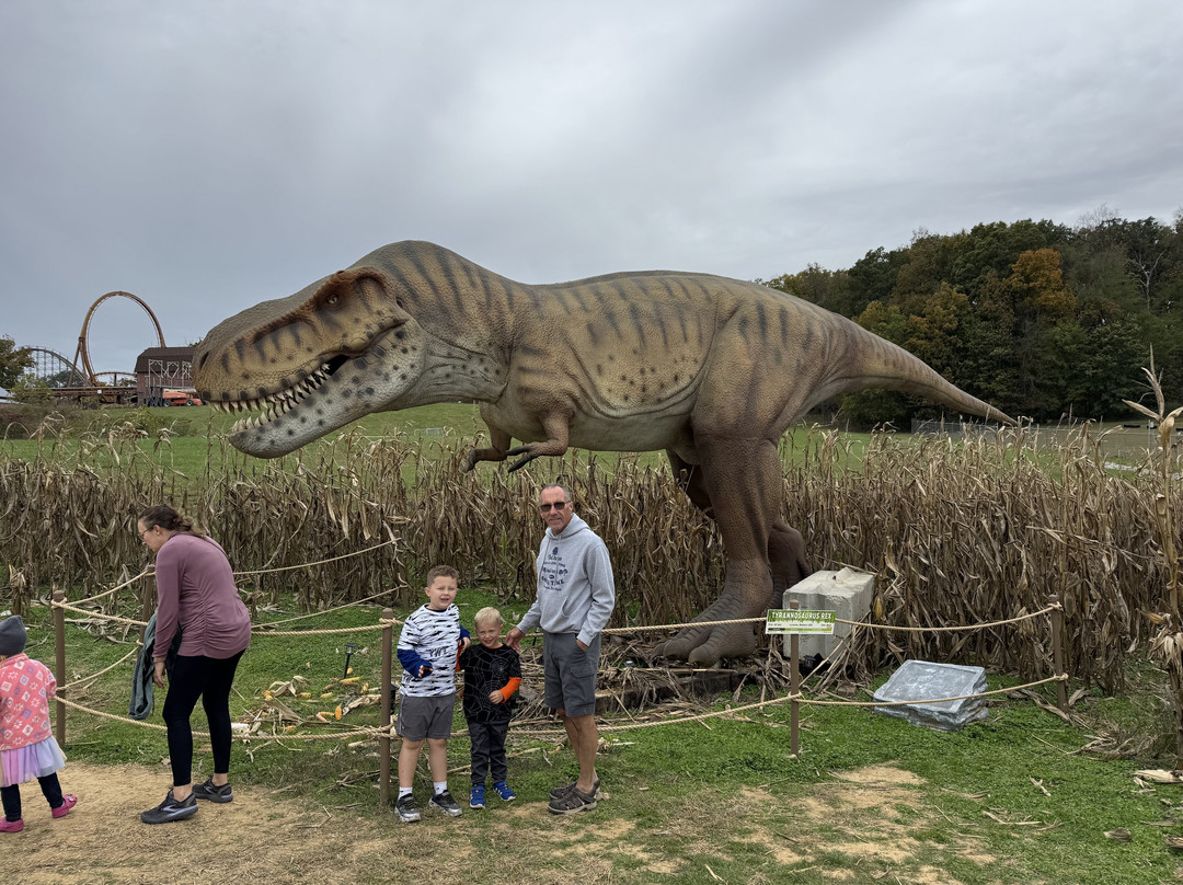 假日世界飞溅水道探险主题乐园-圣克劳斯必去景点
