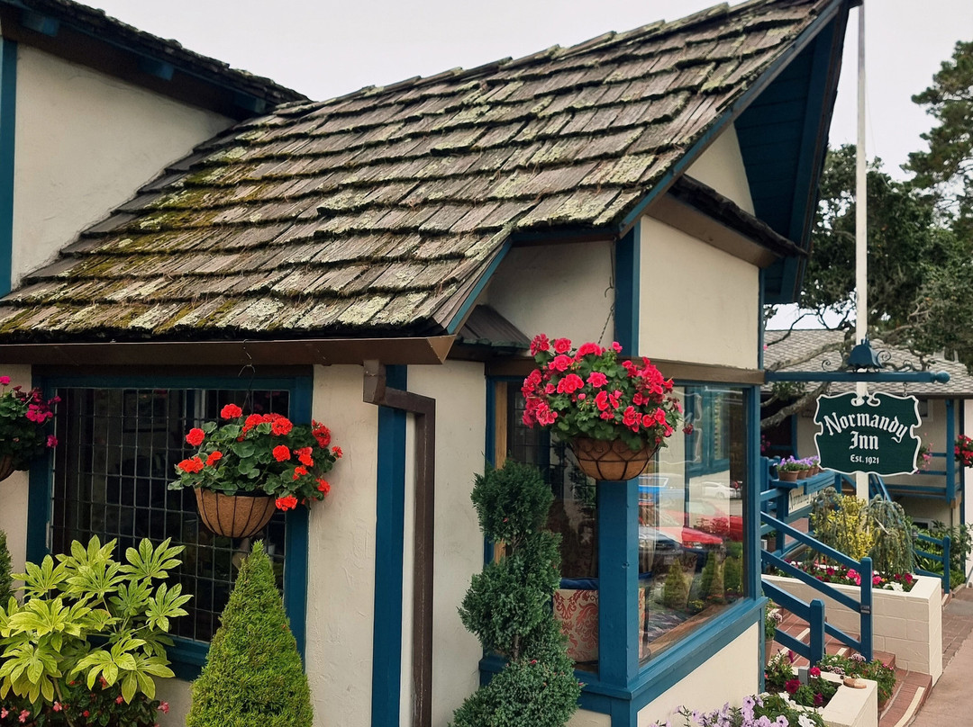 Ocean Avenue-卡梅尔必去景点