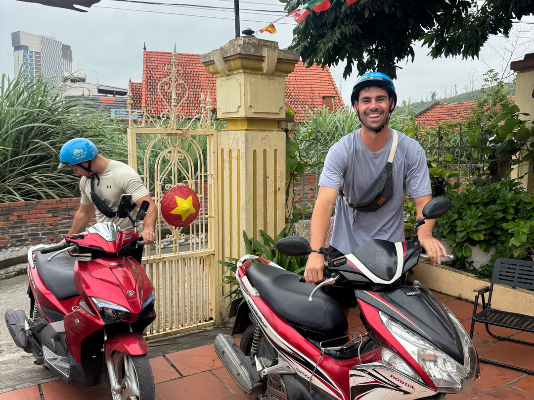 Ha Long Motorbike Rental-Bai Chay必去景点