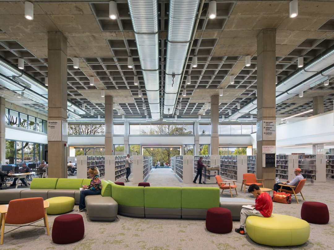 Salem Public Library-塞勒姆必去景点