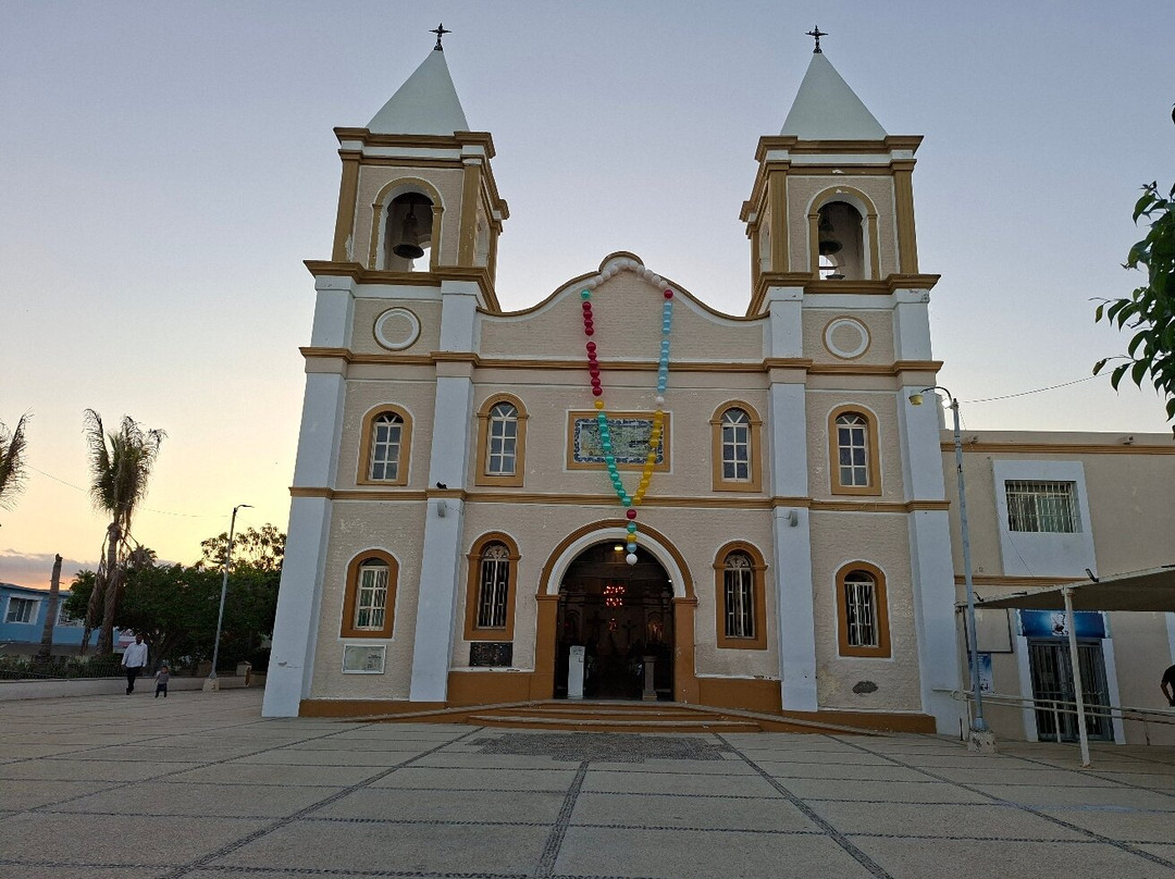 Plaza Mijares-圣何塞卡波必去景点