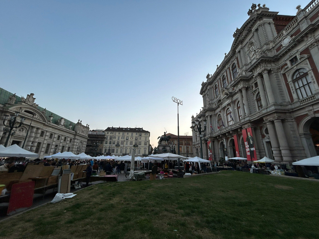 Piazza Carlo Alberto-都灵必去景点