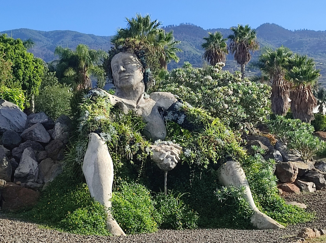 La Giganta-Santa Ursula必去景点