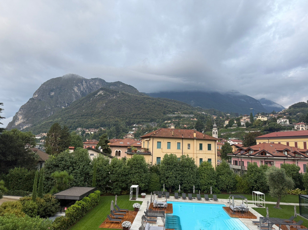 维多利亚大酒店主图