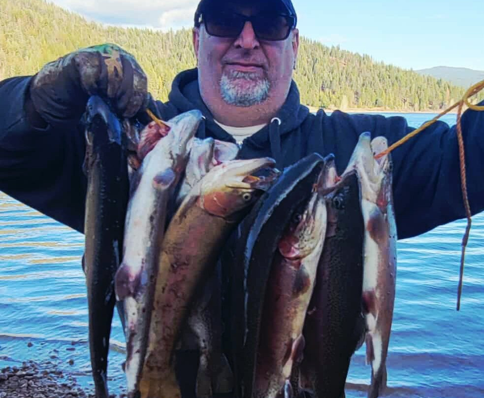 McCloud Outdoors & Gear Exchange-McCloud必去景点