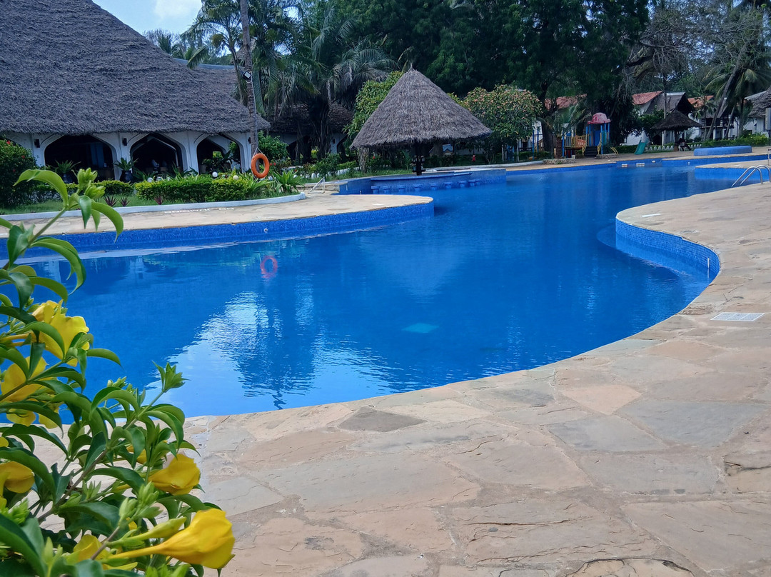 桑给巴尔海滩度假酒店主图