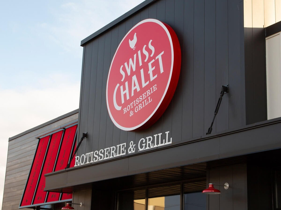 Swiss Chalet & Harvey’s - Orléans