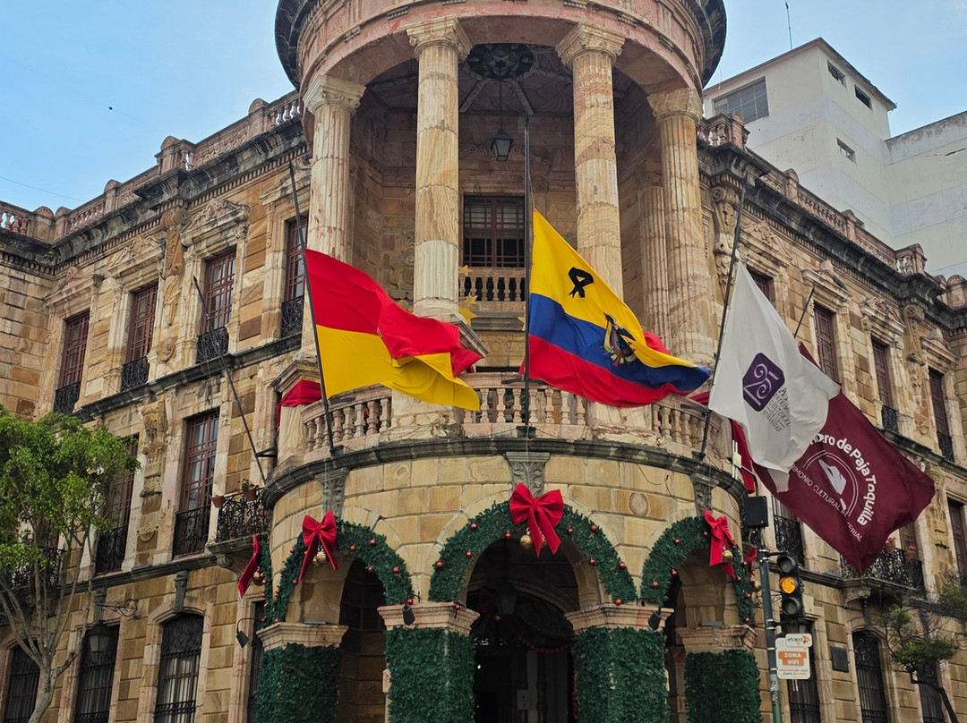 Go Camping-Velasco Ibarra必去景点