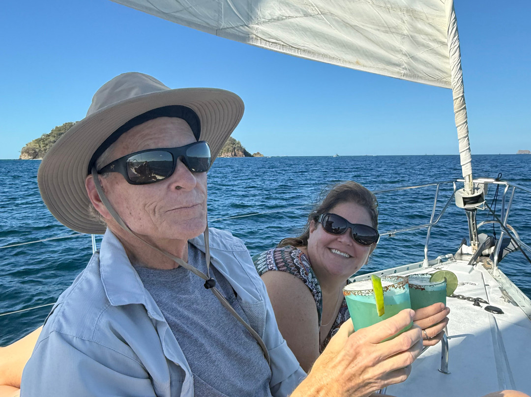 Serendipity Charters-Sailing Costa Rica-Playa Flamingo必去景点