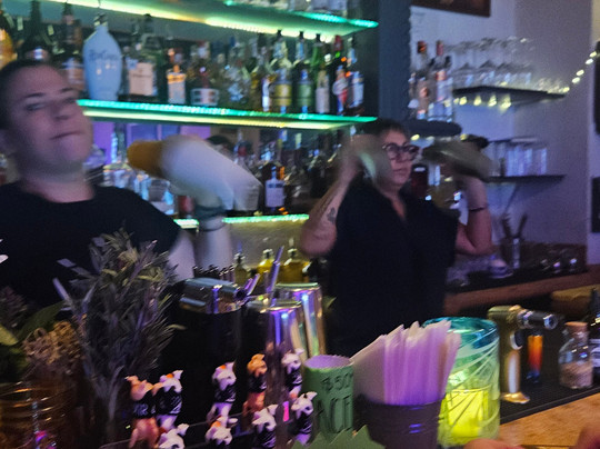 Elixir Mixology Bar-瓦拉塔港必去景点