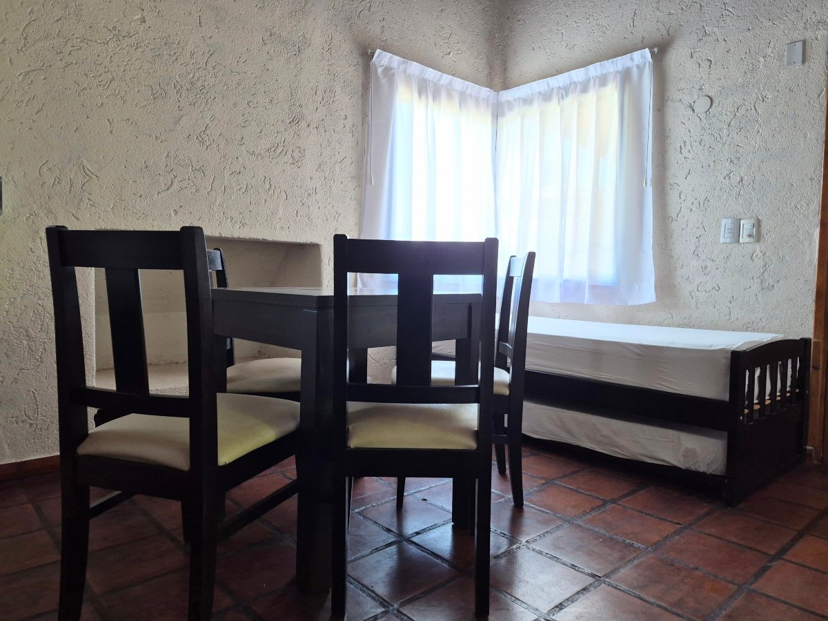Solares de Tanti-餐饮