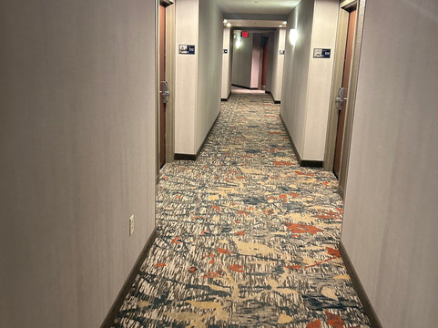 华盛顿杜勒斯国际机场酒店欢朋套房酒店主图