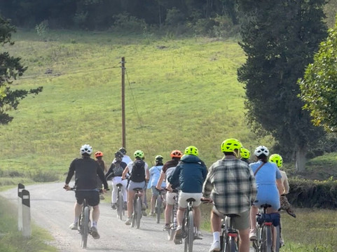 Biking Tuscany Tour-Peccioli必去景点