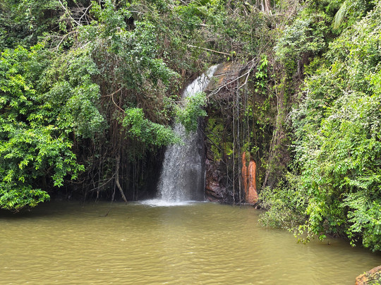 Tasek Lama Waterfall-斯里巴加湾必去景点