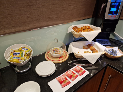 凯尔温格罗夫酒店主图