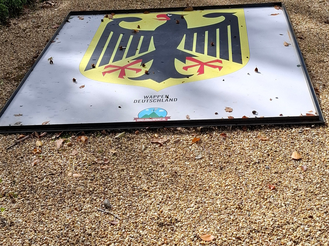 The Three Country Point NL BE DE-Vaals必去景点