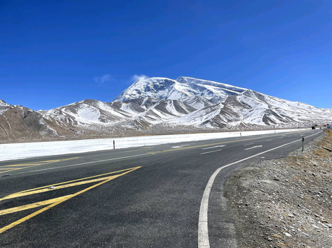 布伦口湖群湿地-喀什市必去景点