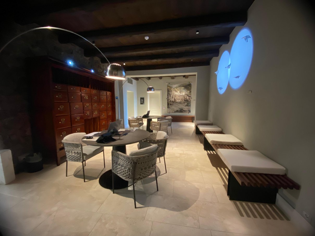 顿匹斯辛纳酒店-官方