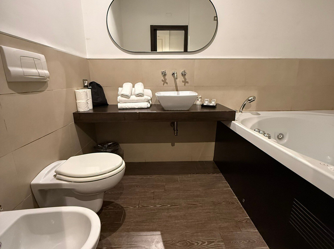 欧罗巴酒店主图