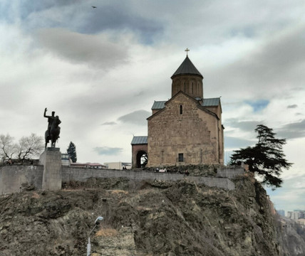 Metekhi Cathedral-第比利斯必去景点