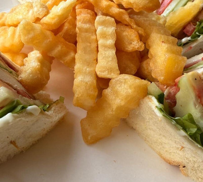 Beach front cafeteria