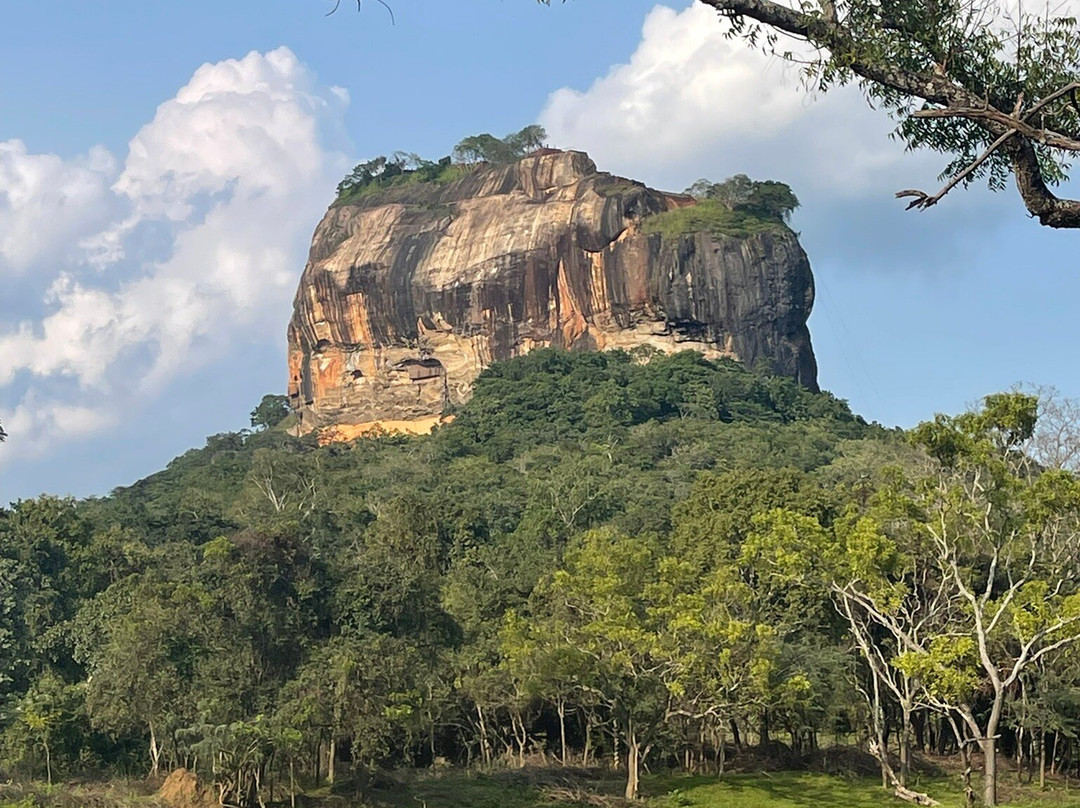 Lux Tours Lanka-康提必去景点