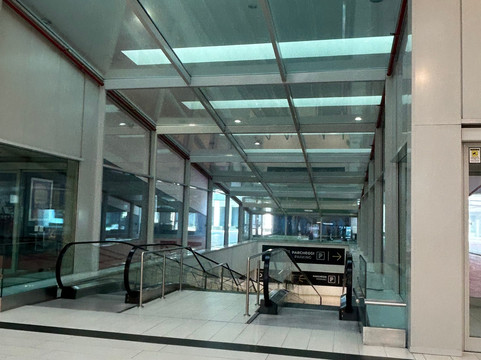 Area 12 Shopping Center-都灵必去景点