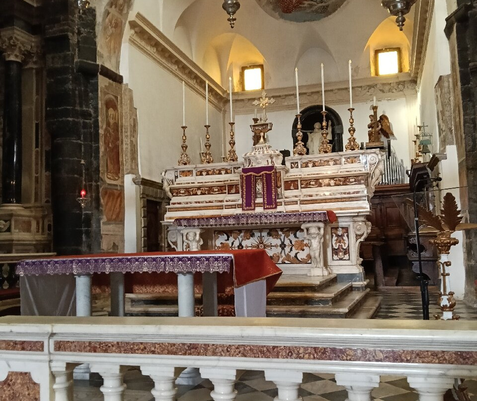 Santuario della Madonna Bianca - Chiesa di San Lorenzo-韦内雷港必去景点