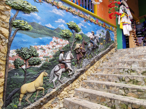 Plazoleta de los Zocalos-Guatape必去景点