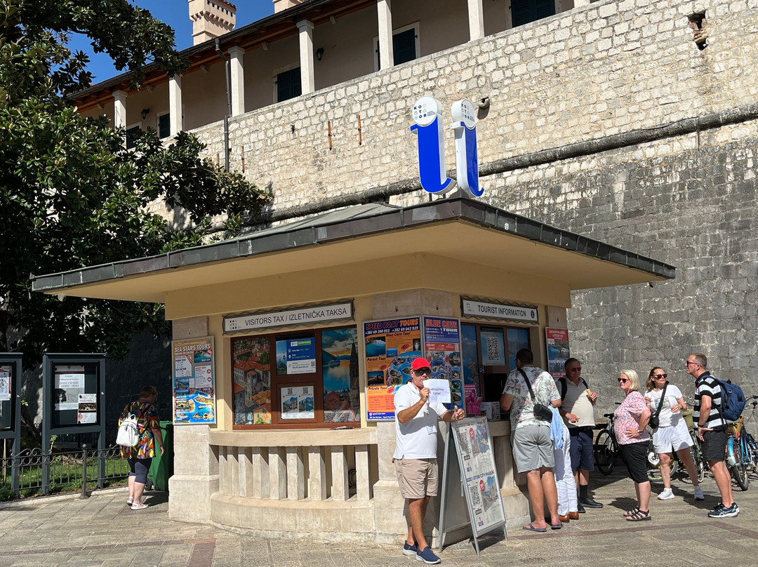 Tourist Info Desk-科托尔必去景点