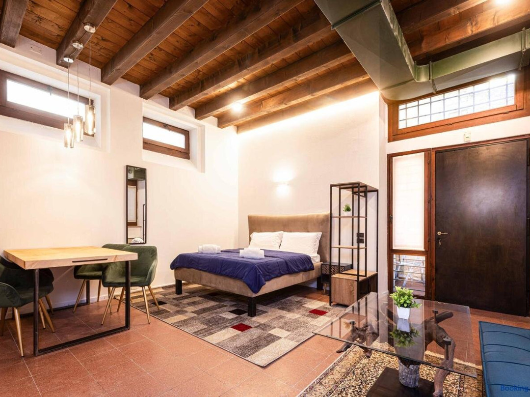 Al 18 Verona Rooms