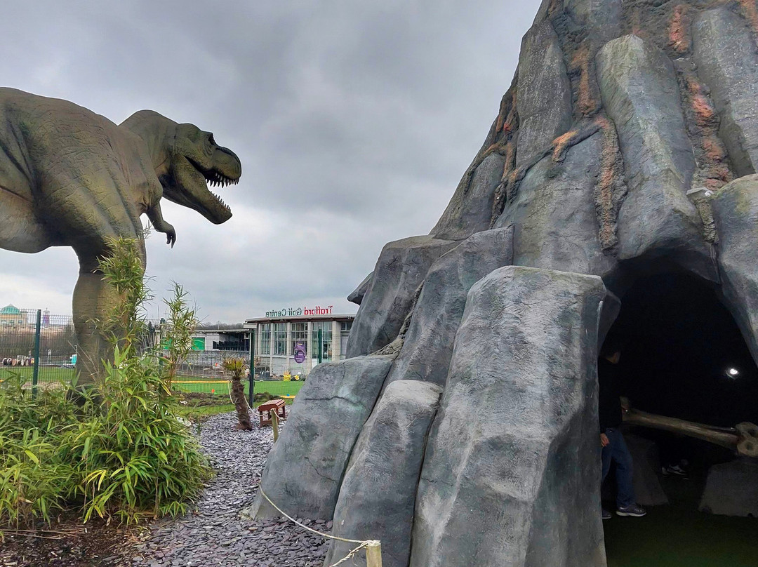 Dino Falls Adventure Golf-Trafford Park必去景点