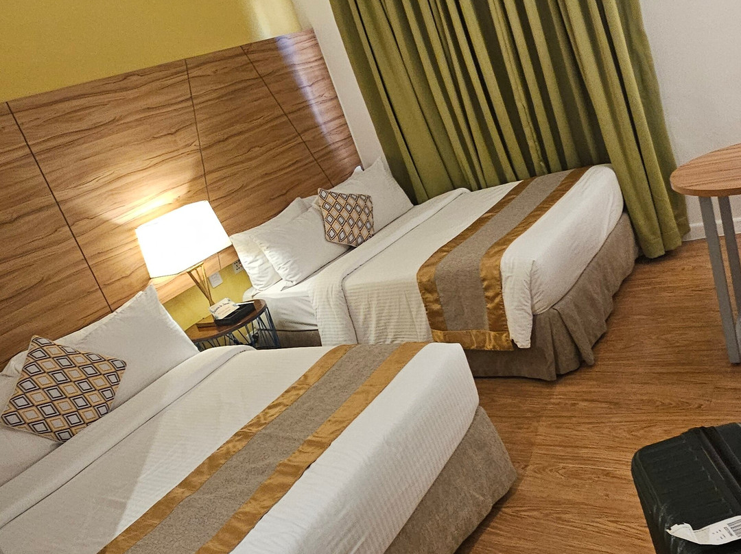 费拉酒店和花园套房主图