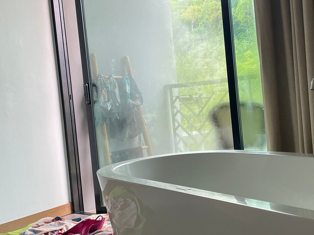 甲米阿娜娜生态度假村主图