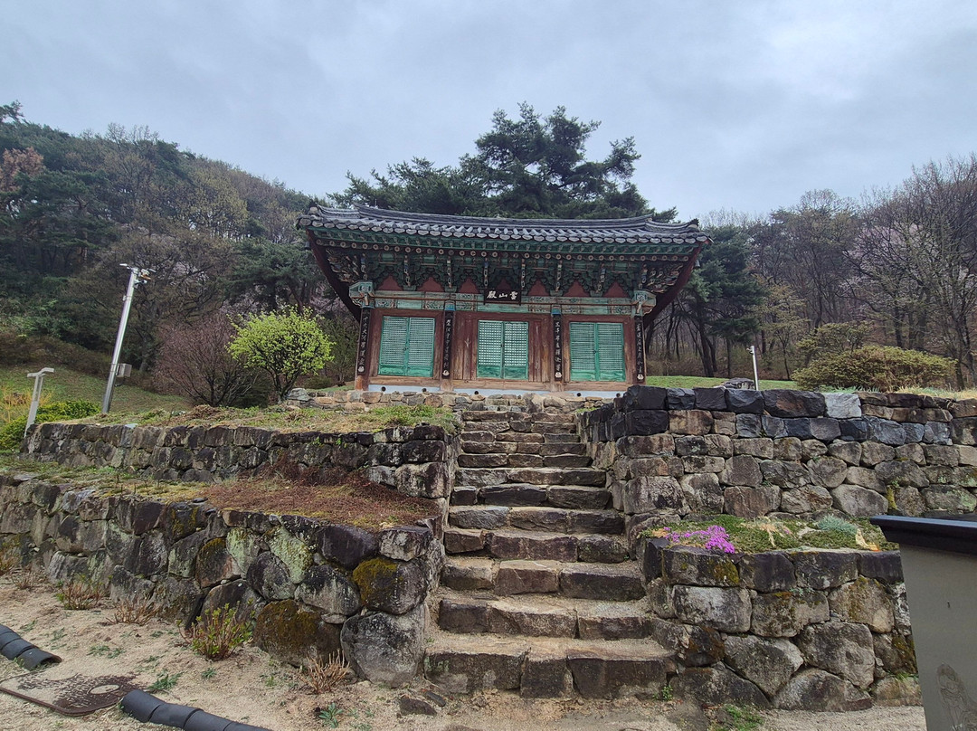 Ansimsa Daeungjeon-清州市必去景点