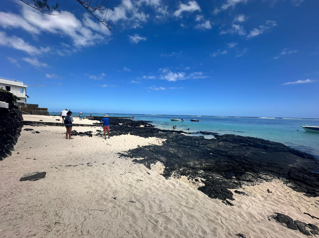 Blue Bay Beach-Pointe d'Esny必去景点