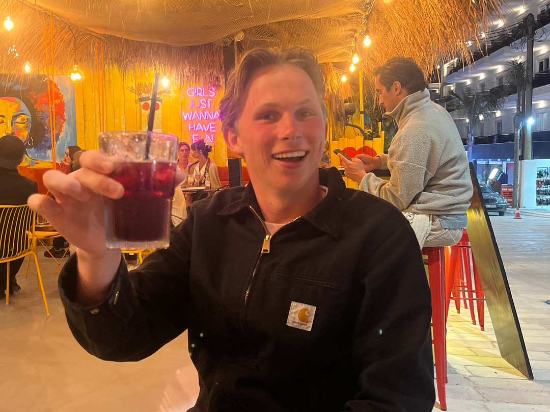 Vamos Cocktail Bar-Ksamil必去景点
