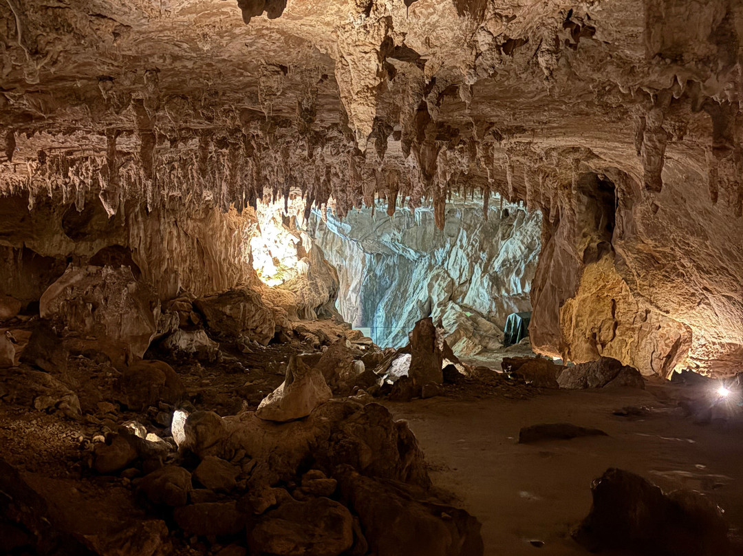 Grotte de Lombrives-Ussat必去景点
