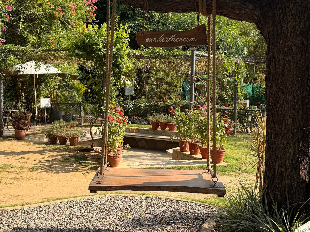 Karma Lakelands Golf Resort & Residences主图