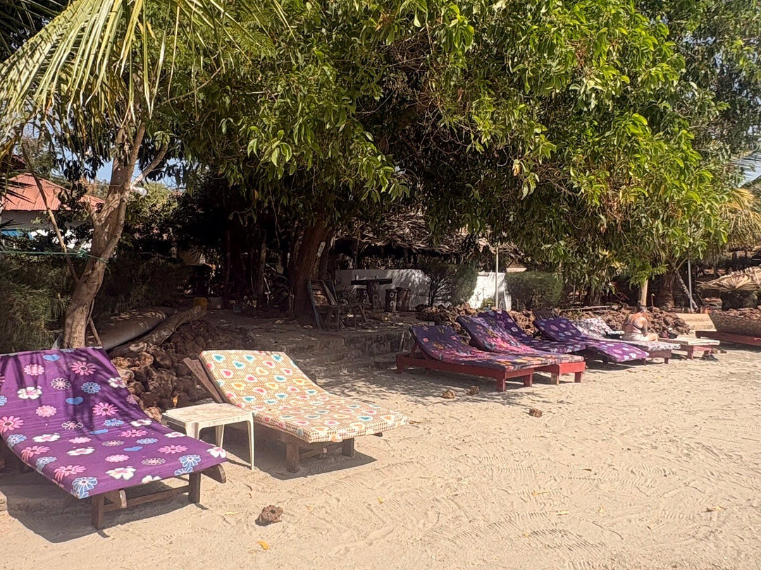 Happy Corner Sanyang Beach Garden, Gambia-Sanyang必去景点